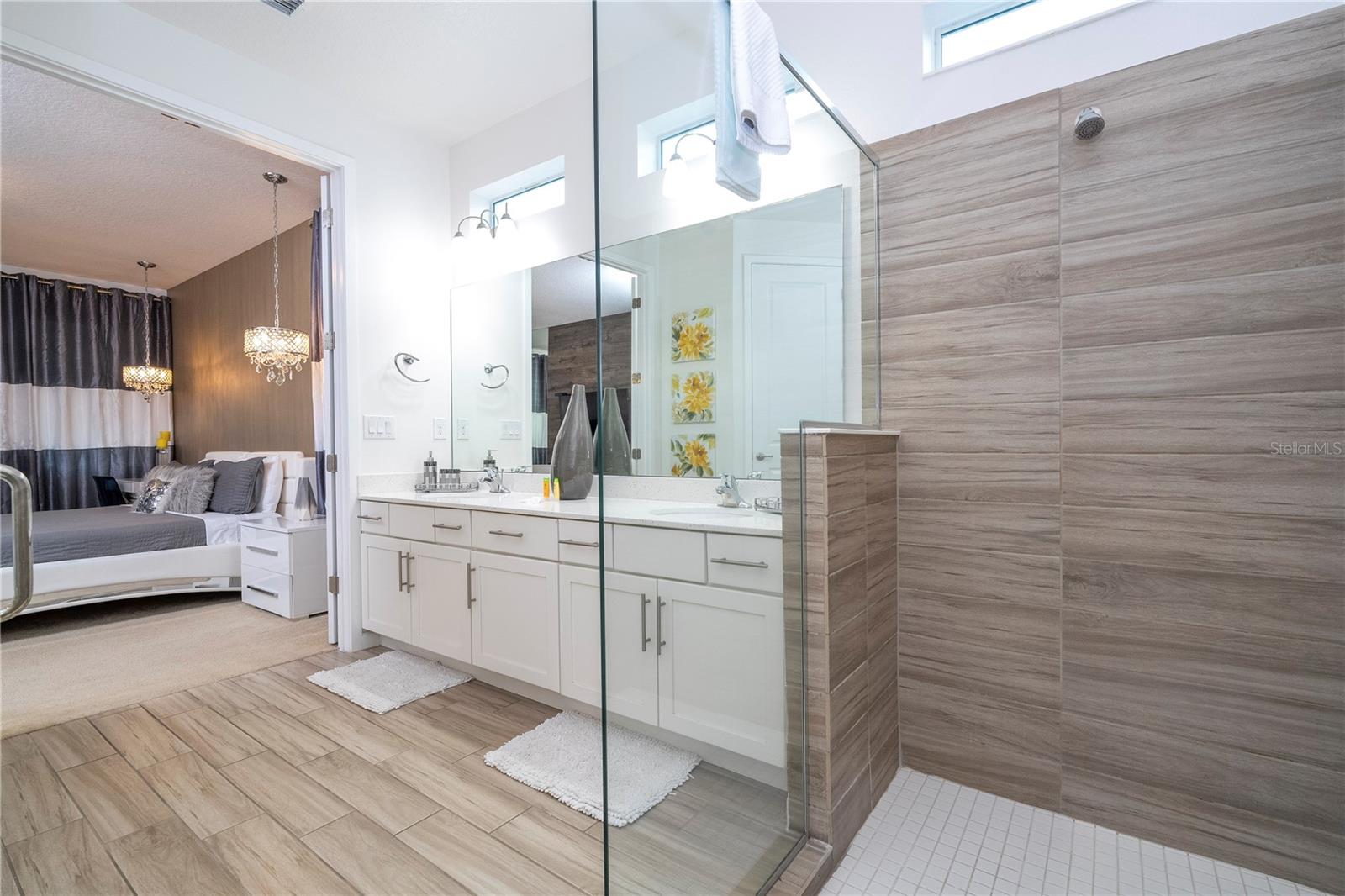 Image 9 of 87 For 2651 Calistoga Avenue