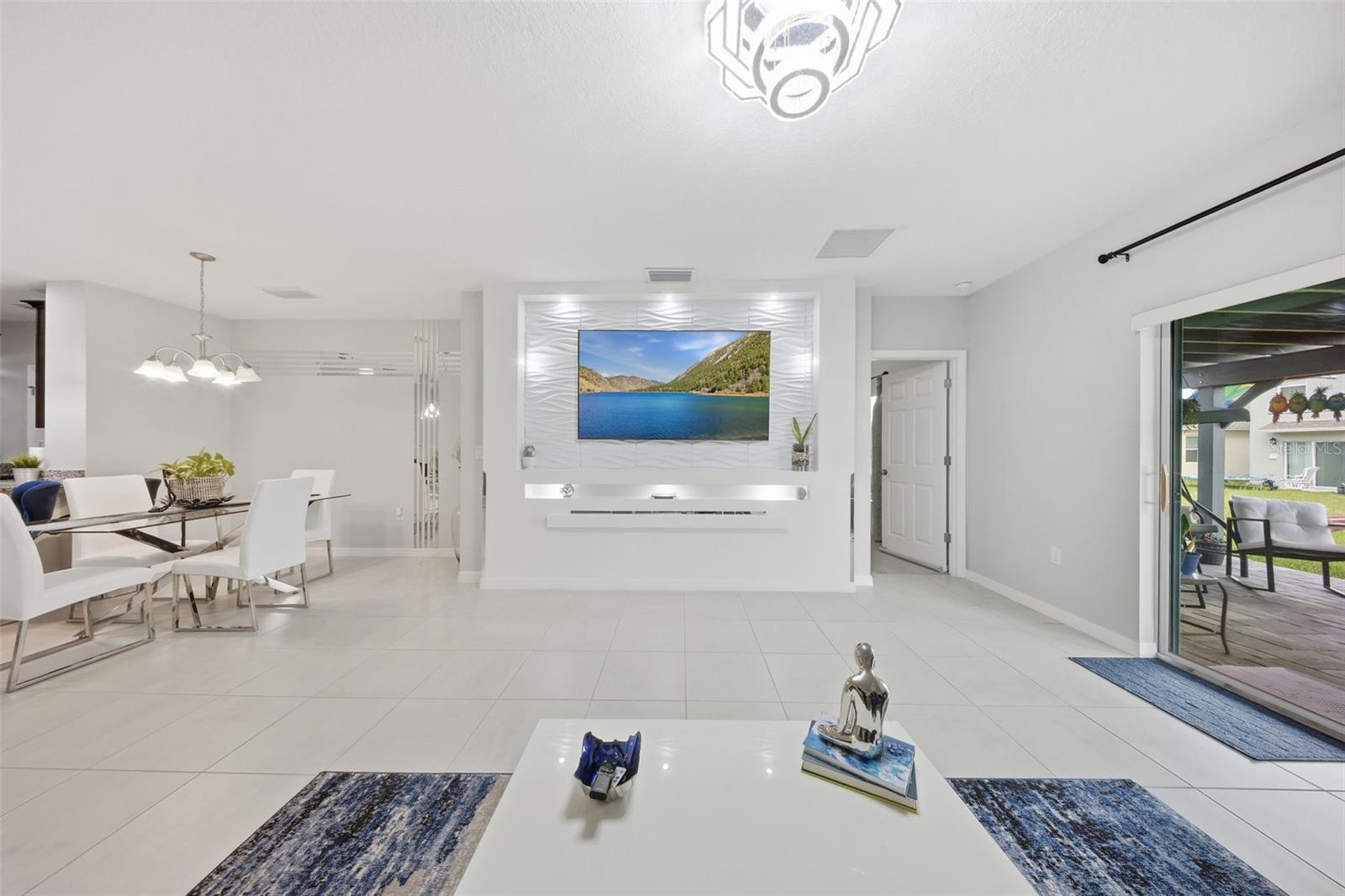 Image 17 of 62 For 1669 Swan Swim Drive