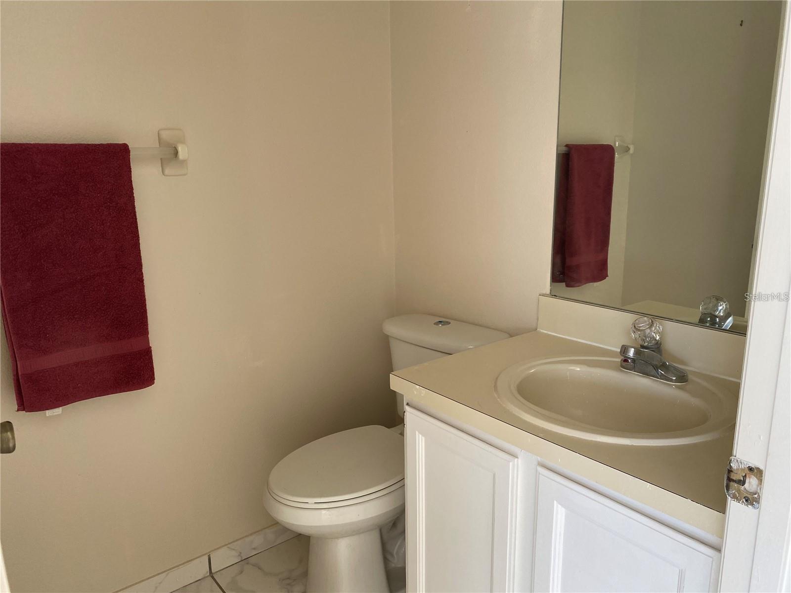 Image 10 of 13 For 14541 Huntingfield Dr