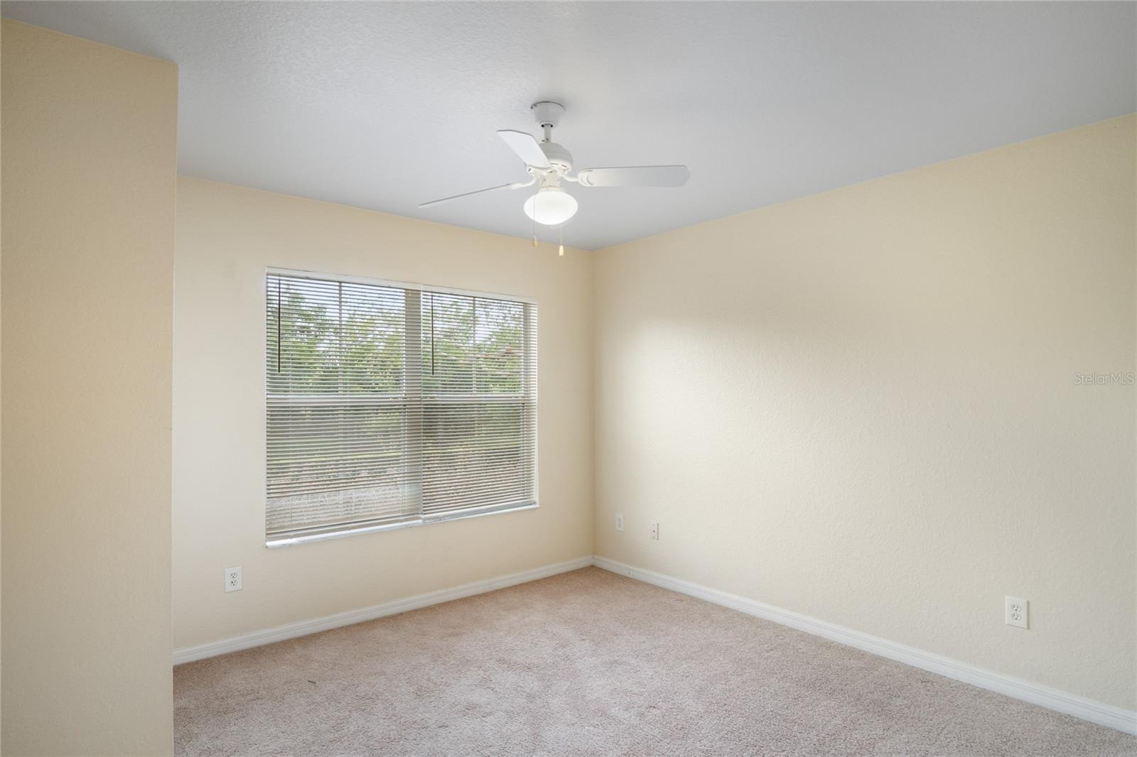 Image 18 of 42 For 4009 Venetian Bay Drive 102