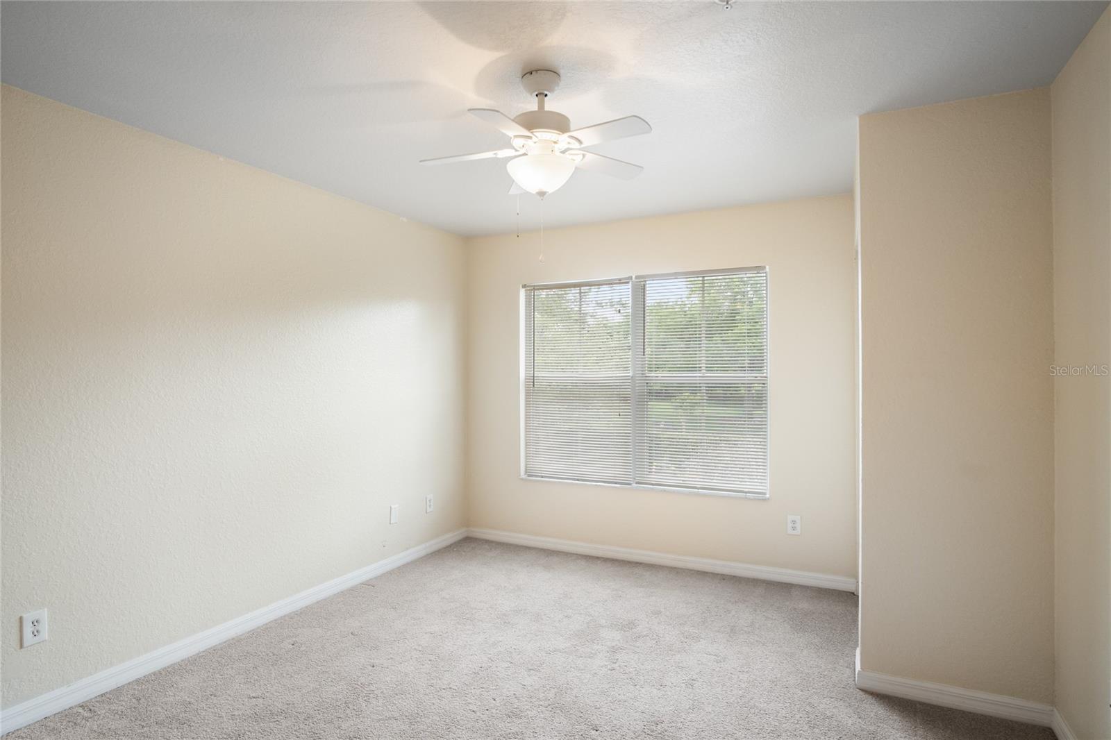 Image 21 of 42 For 4009 Venetian Bay Drive 102