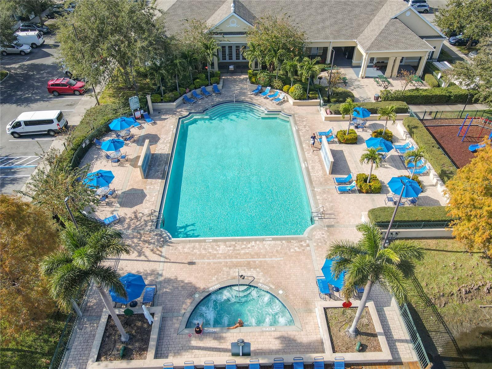 Image 32 of 42 For 4009 Venetian Bay Drive 102