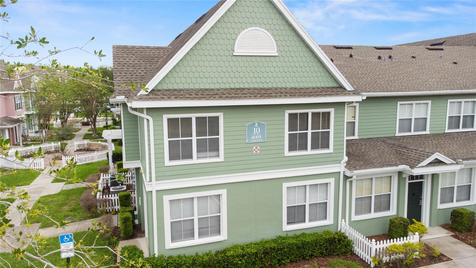 Image 7 of 42 For 4009 Venetian Bay Drive 102