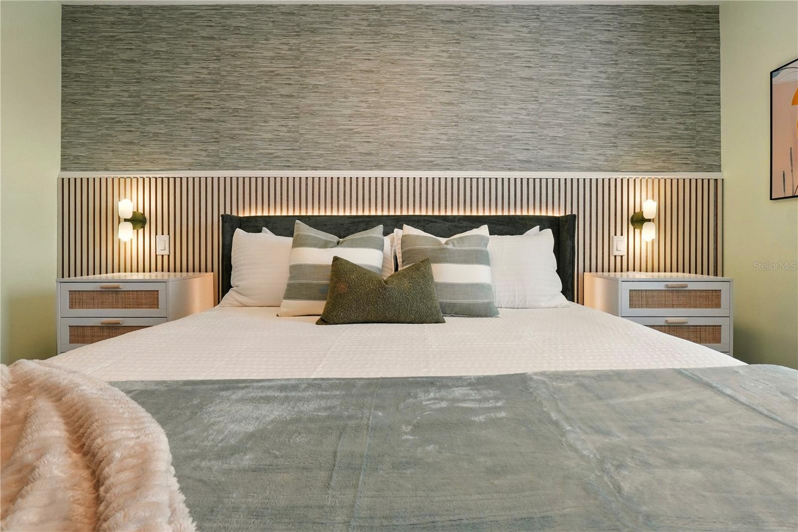 Image 17 of 42 For 2306 Zaballina Place