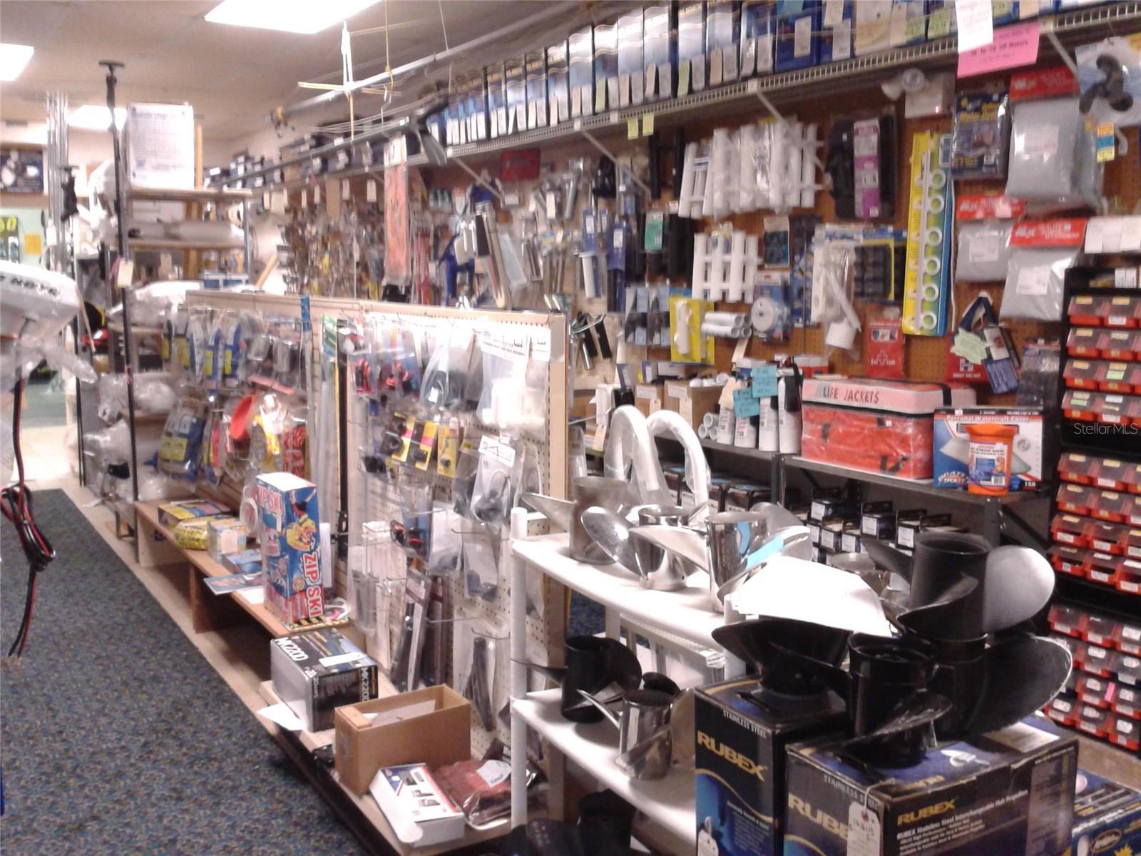 Image 17 of 20 For 5110 Ridgewood Avenue