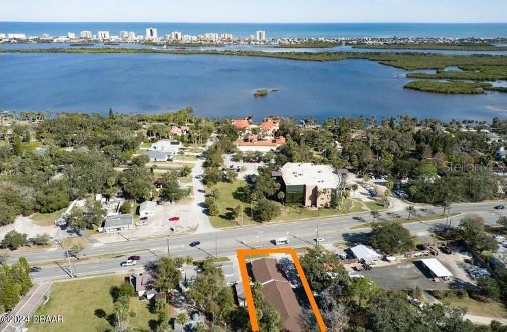 Image 2 of 20 For 5110 Ridgewood Avenue