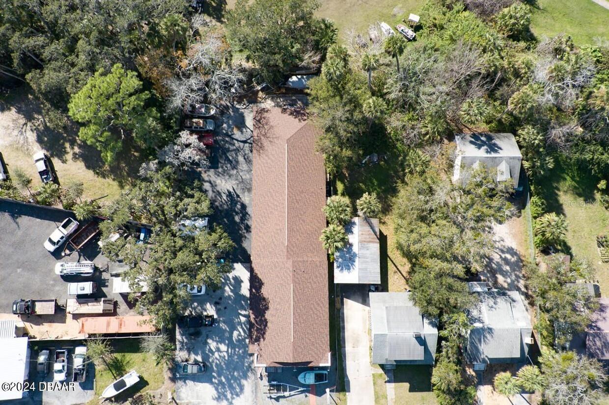 Image 4 of 20 For 5110 Ridgewood Avenue