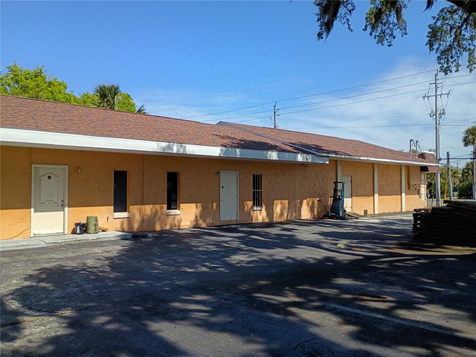 Image 9 of 20 For 5110 Ridgewood Avenue