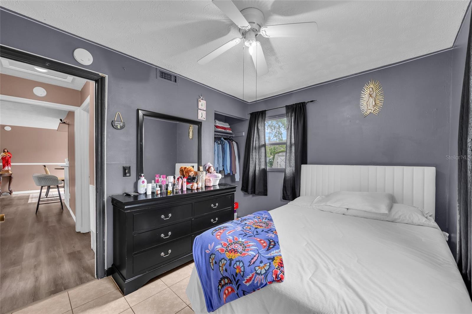 Image 19 of 28 For 890 Golden Isle Drive