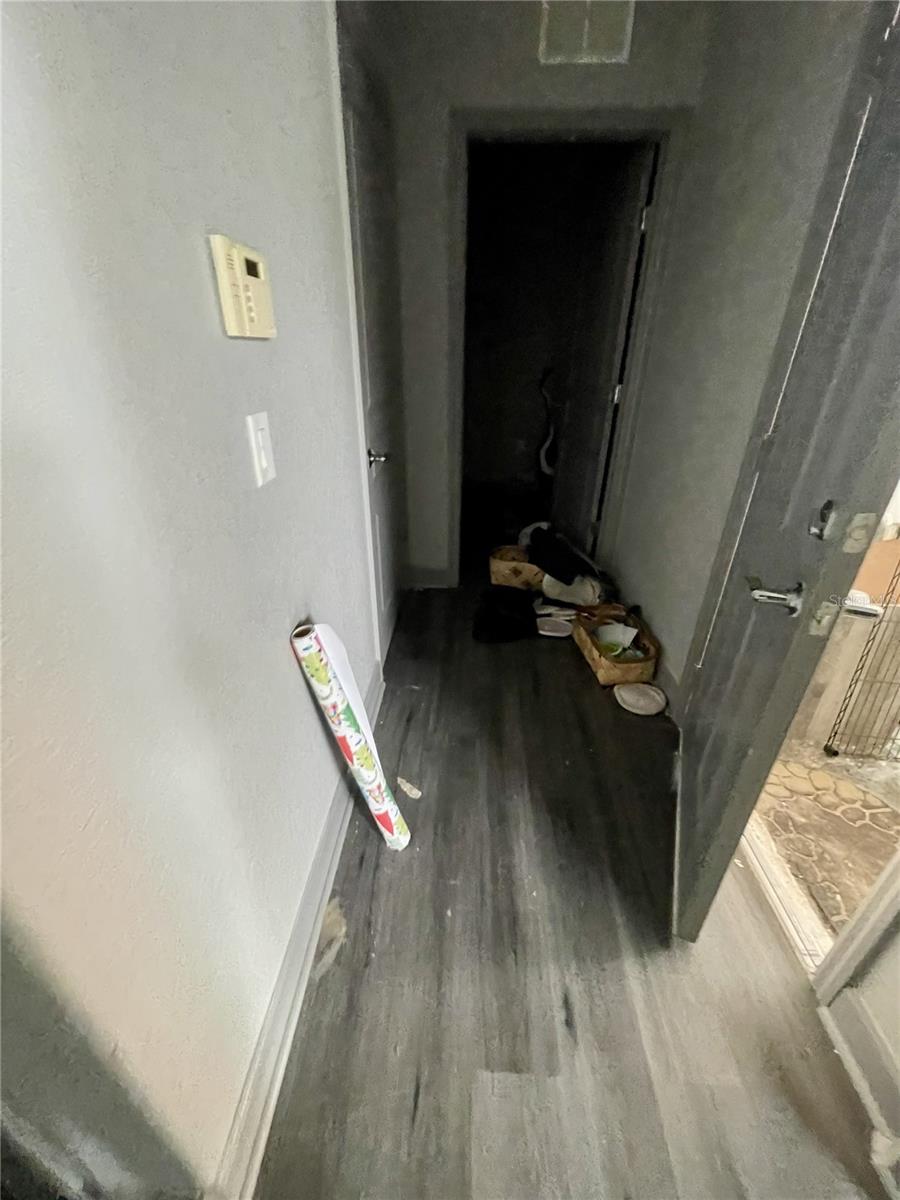 Image 18 of 77 For 8323 Riverdale Lane 10123