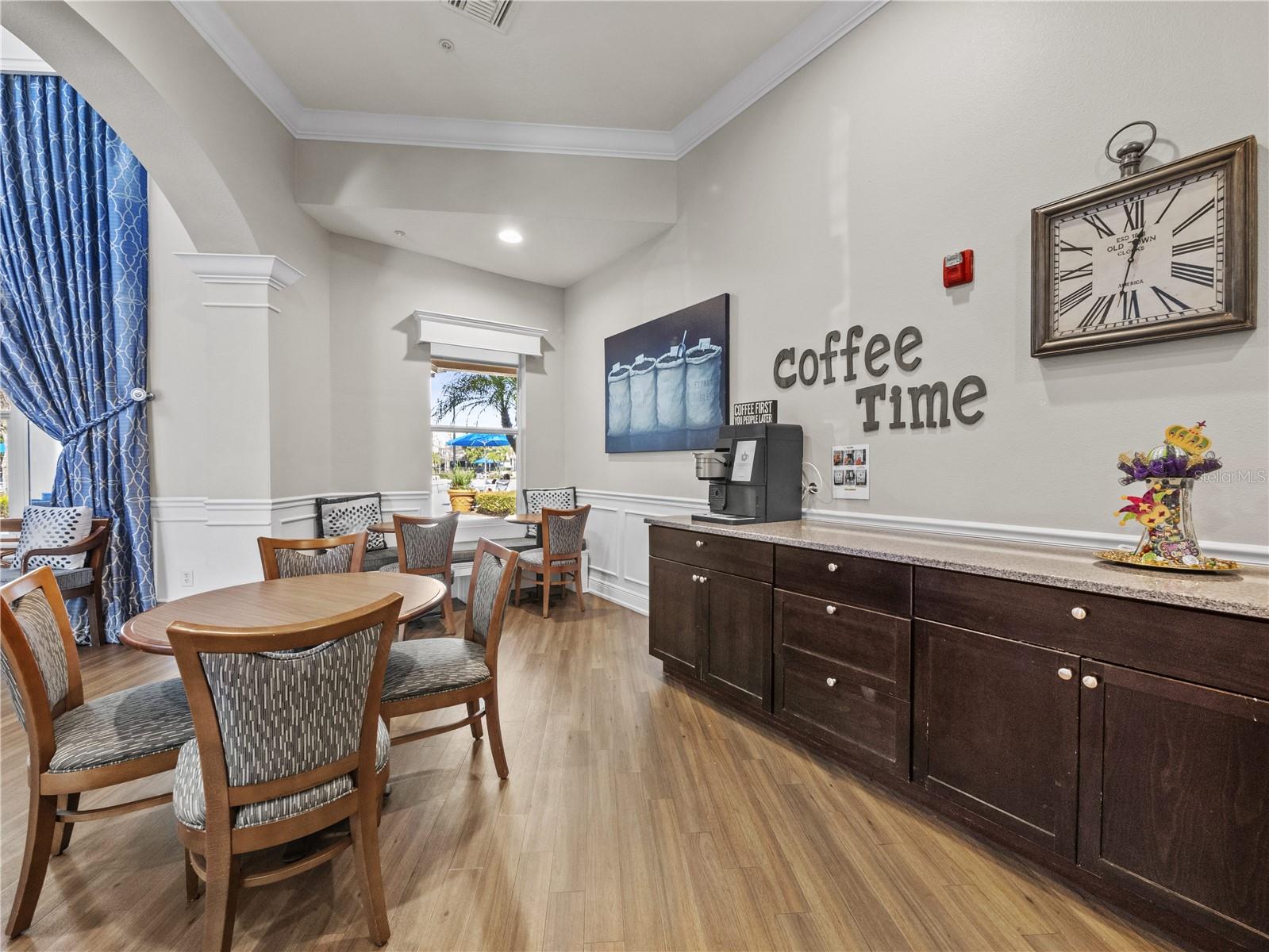 Image 41 of 77 For 8323 Riverdale Lane 10123