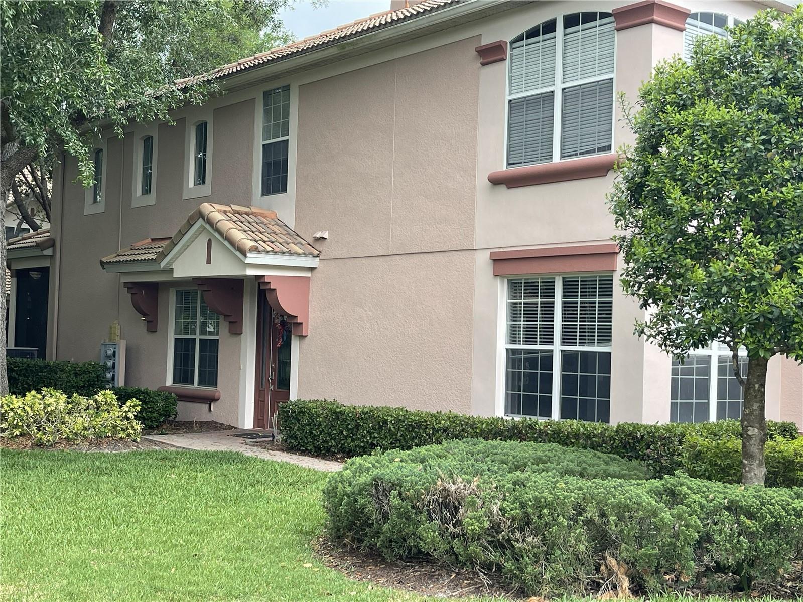 Image 6 of 77 For 8323 Riverdale Lane 10123