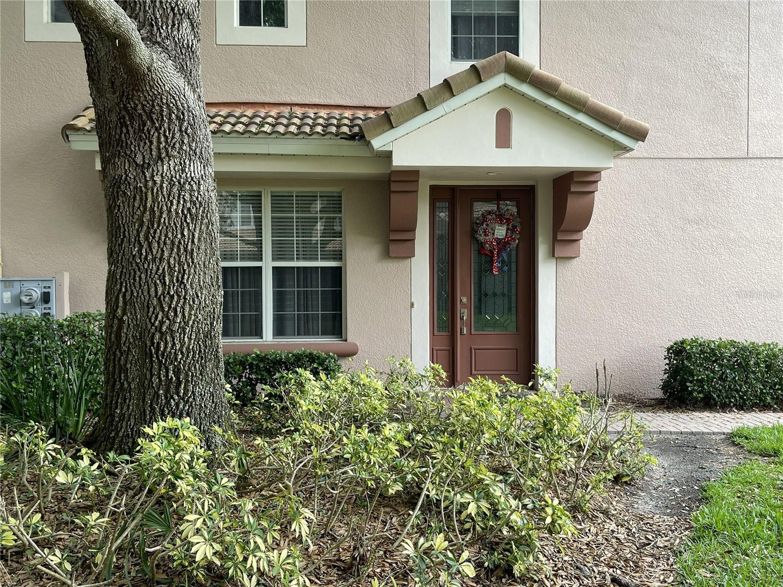 Image 8 of 77 For 8323 Riverdale Lane 10123