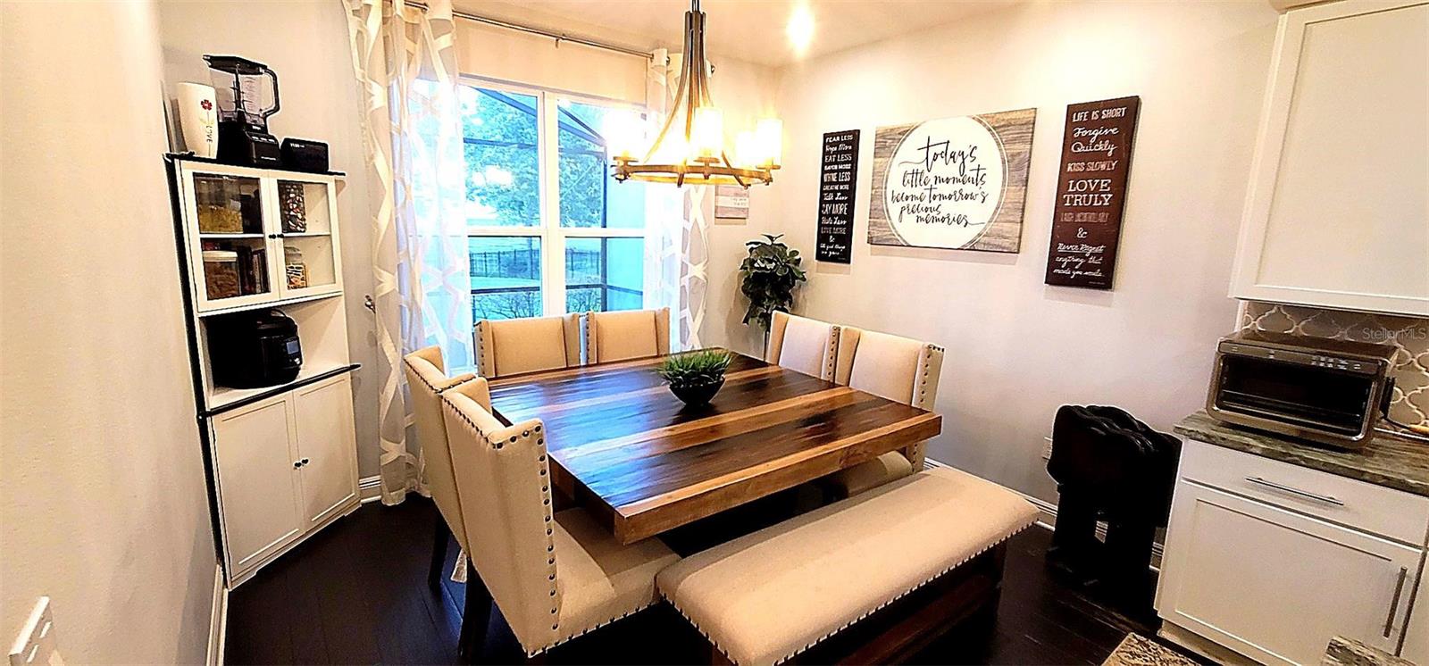 Image 7 of 44 For 1511 Gateway Lane