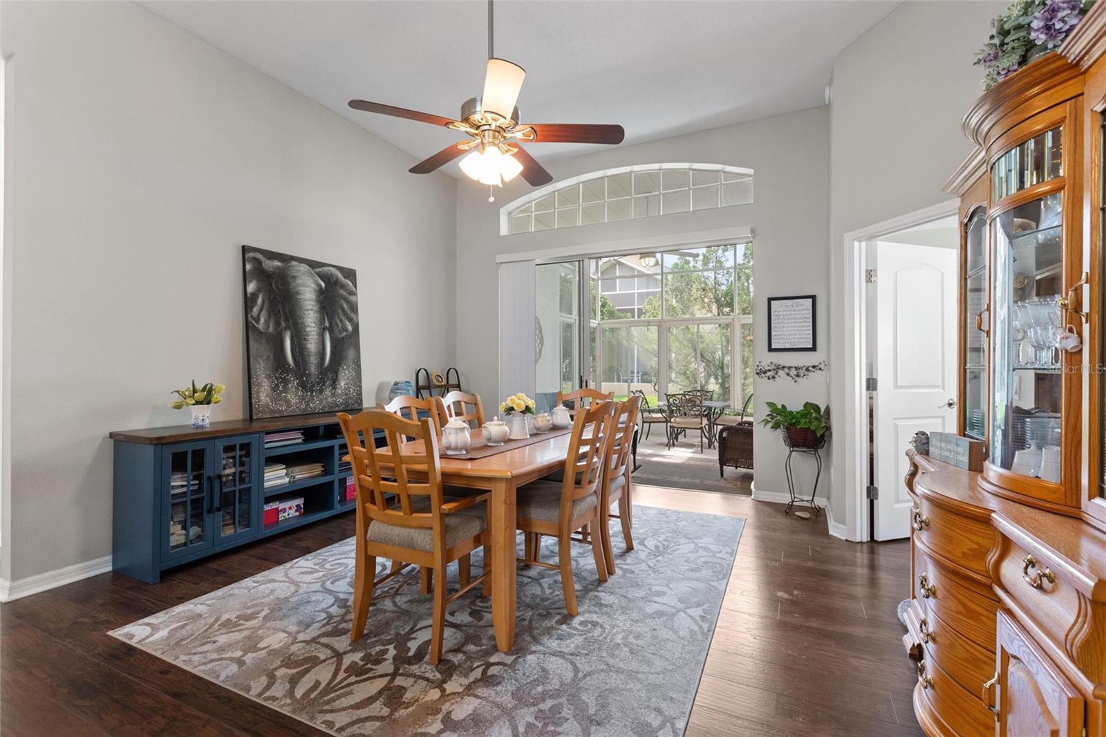 Image 12 of 56 For 53 High Vista Dr