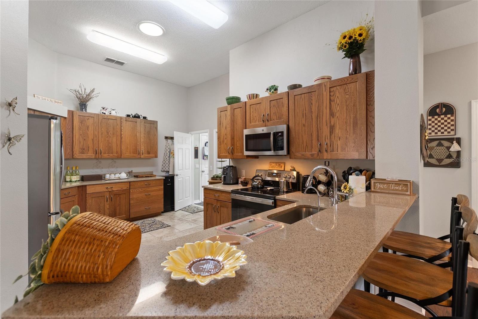 Image 2 of 56 For 53 High Vista Dr