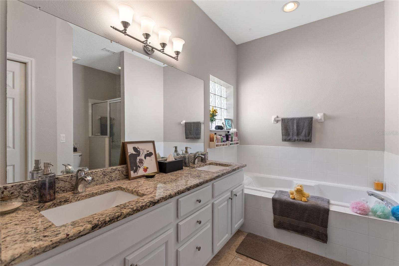 Image 21 of 56 For 53 High Vista Dr