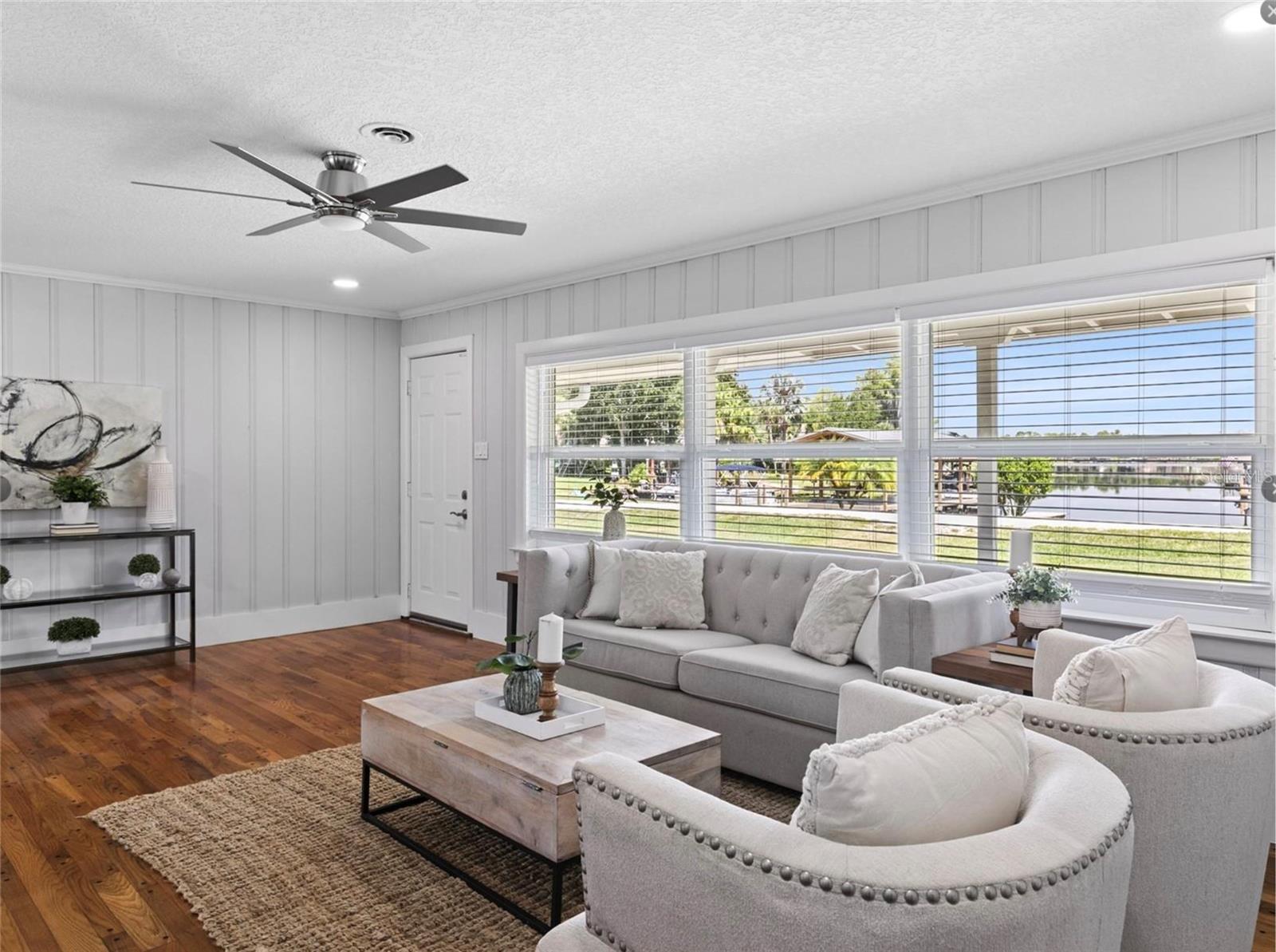 Image 2 of 21 For 212 1st Avenue