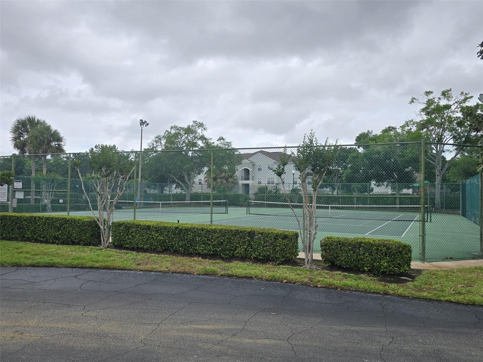 Image 13 of 14 For 1624 S Pine Ridge  D2