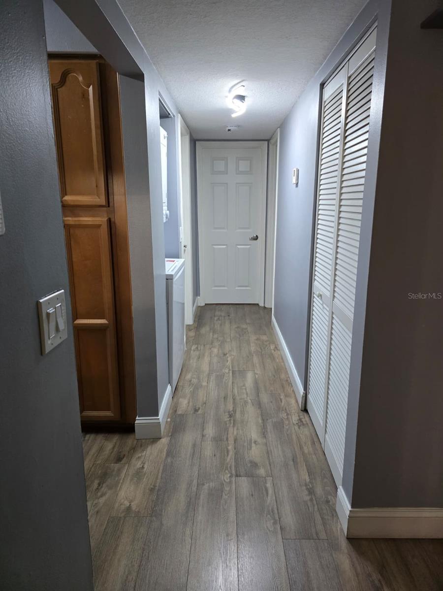 Image 5 of 14 For 1624 S Pine Ridge  D2