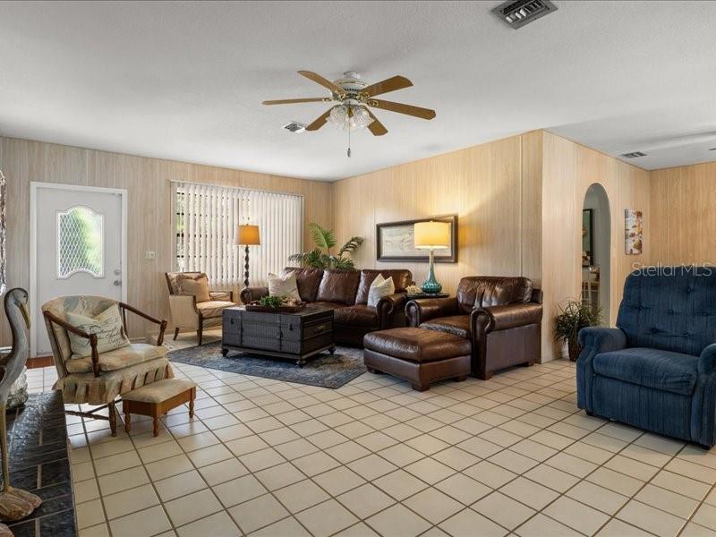 Image 14 of 50 For 230 Lake Starr Boulevard