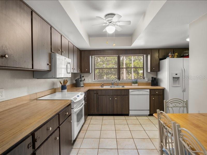 Image 9 of 50 For 230 Lake Starr Boulevard