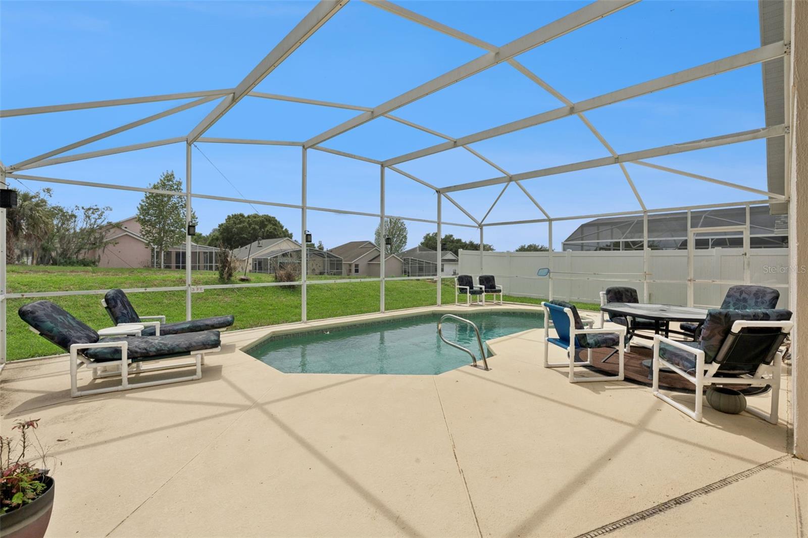 Image 34 of 48 For 228 Troon Circle