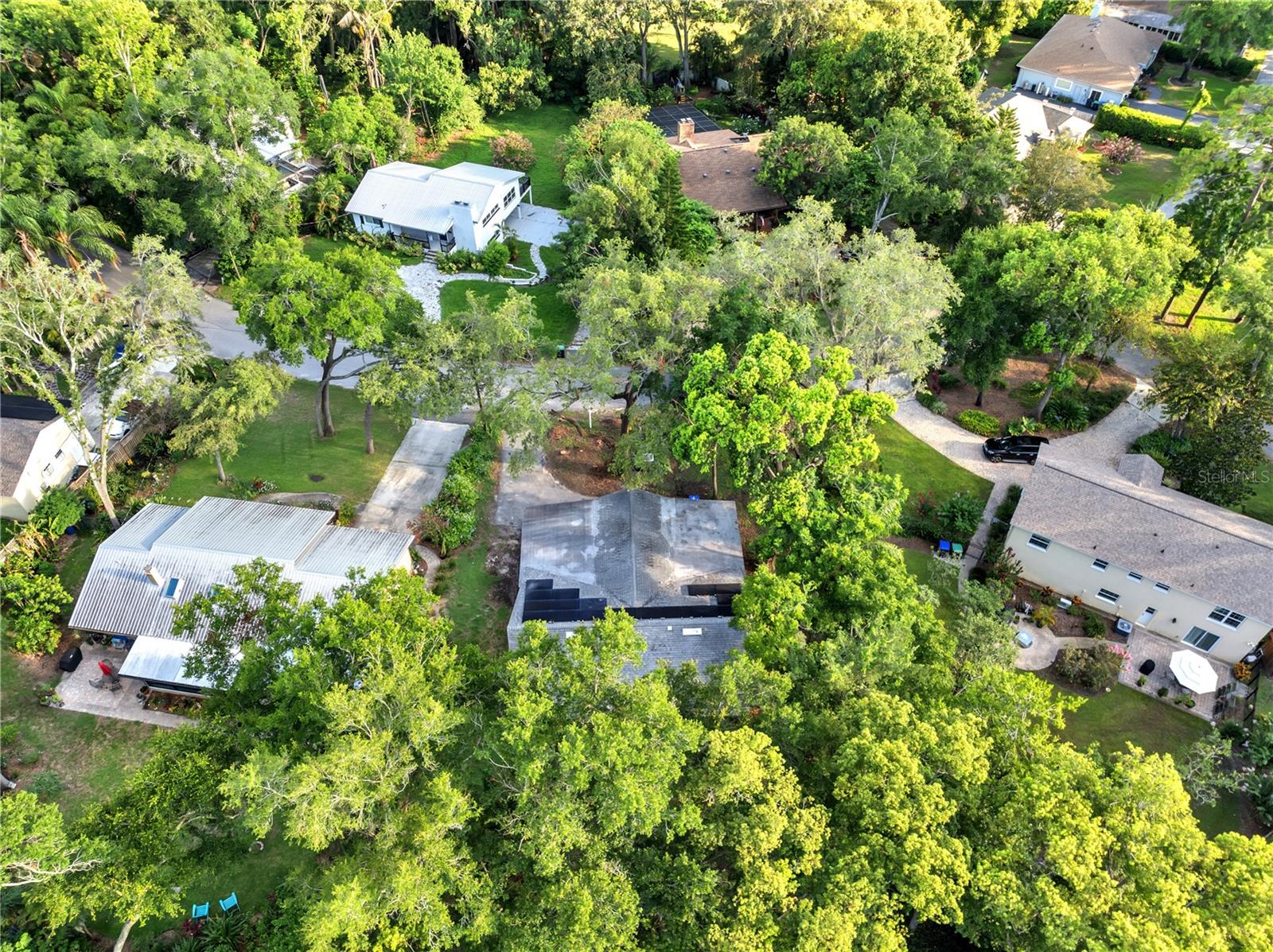 Image 14 of 55 For 7043 Carlene Drive