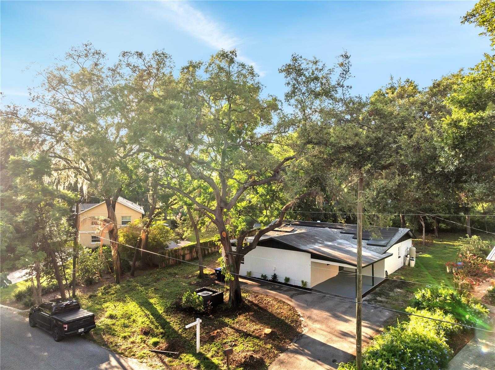 Image 17 of 55 For 7043 Carlene Drive