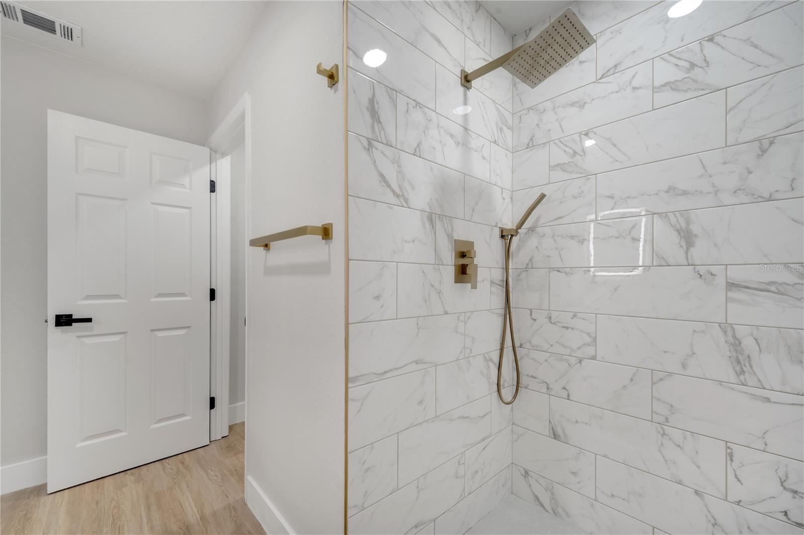 Image 36 of 55 For 7043 Carlene Drive