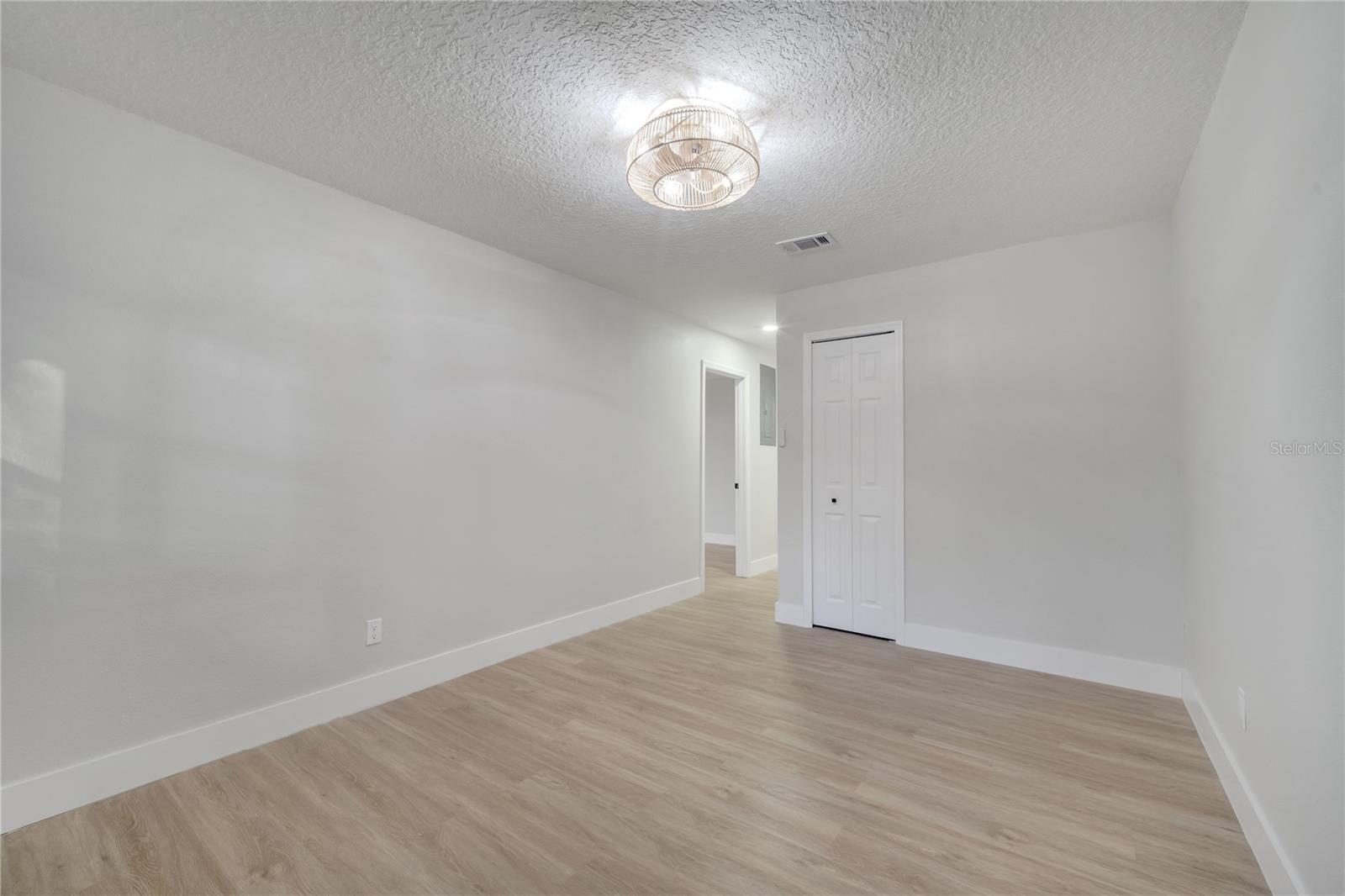 Image 38 of 55 For 7043 Carlene Drive