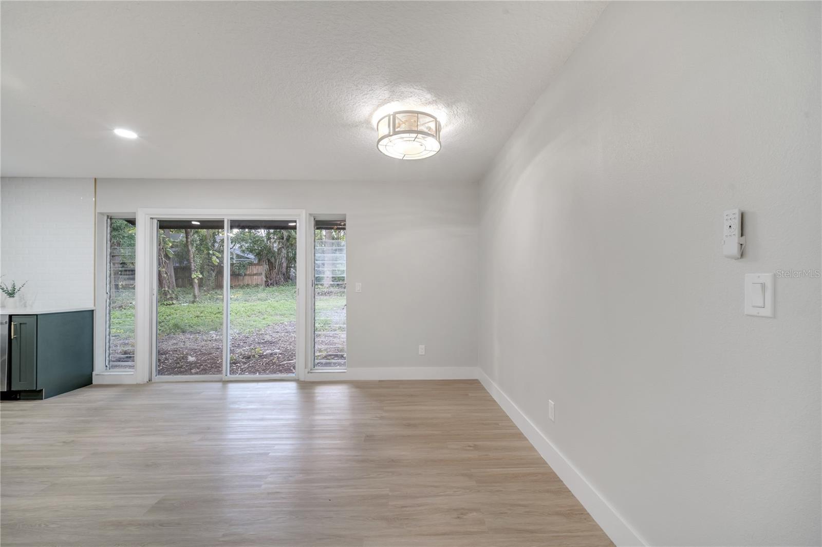 Image 40 of 55 For 7043 Carlene Drive