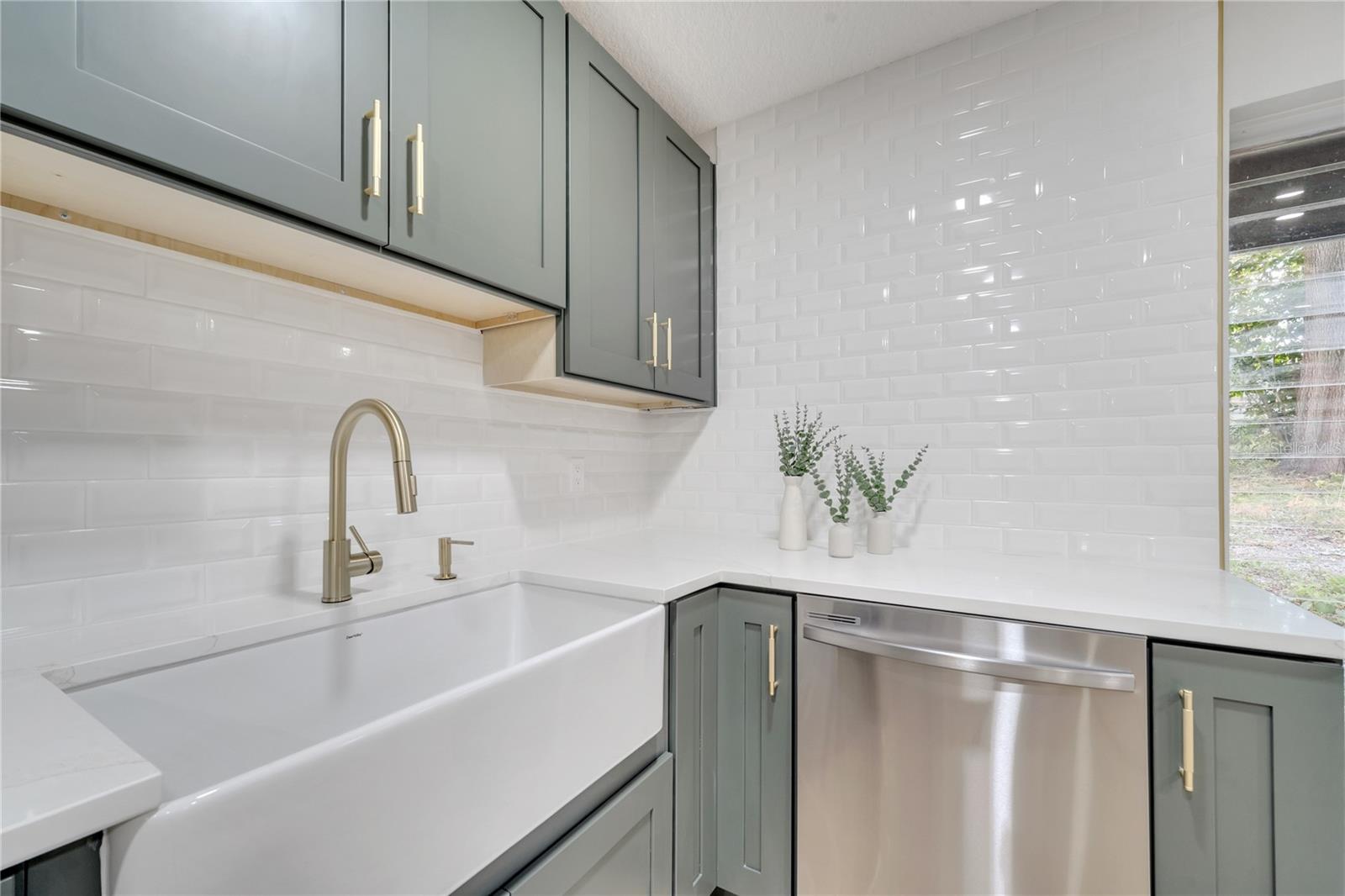 Image 46 of 55 For 7043 Carlene Drive