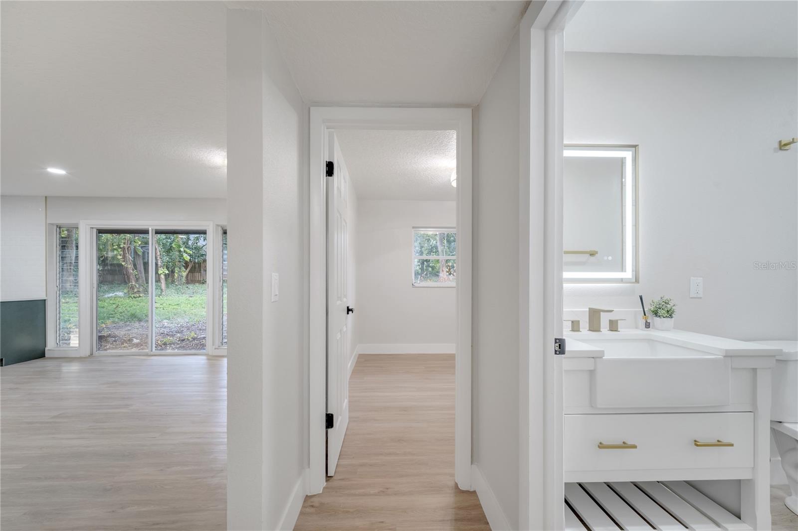 Image 50 of 55 For 7043 Carlene Drive