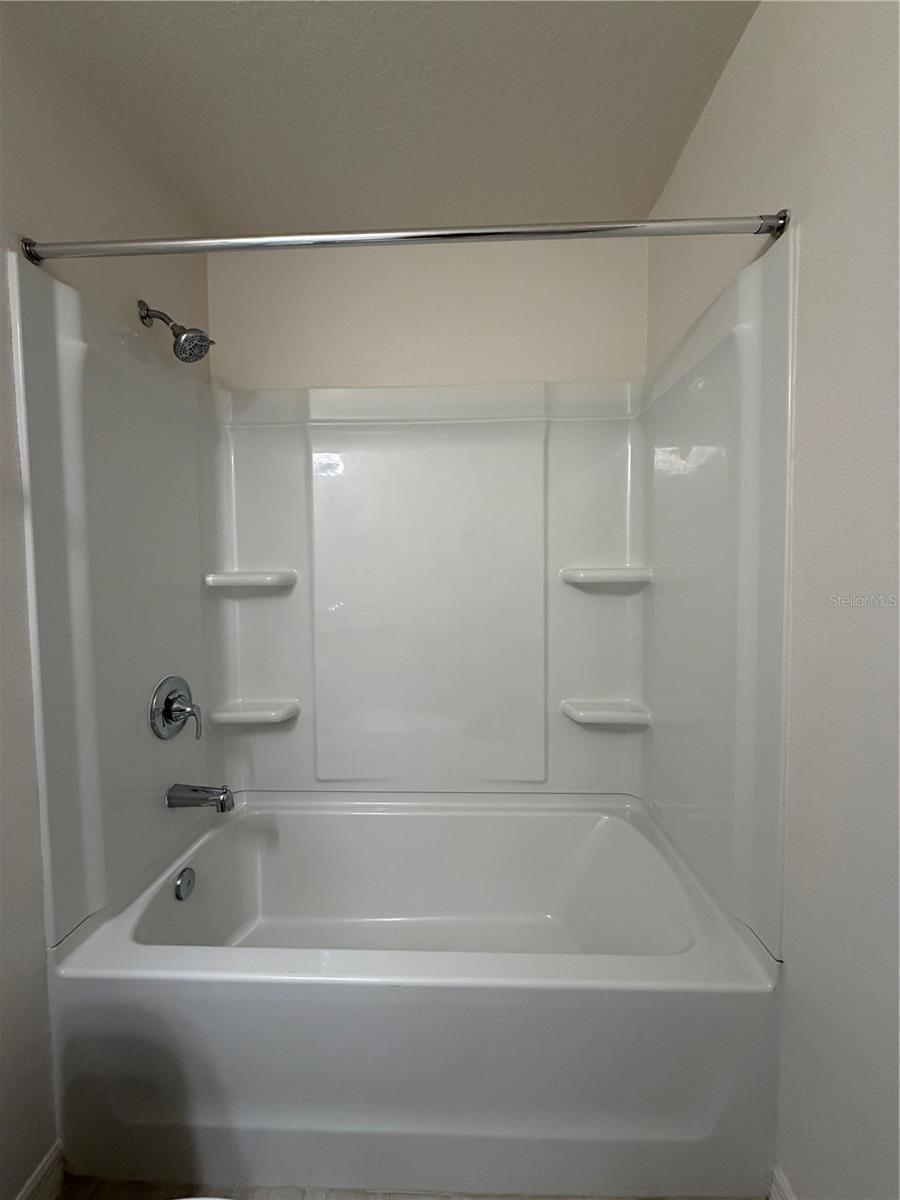 Image 31 of 55 For 1556 Mirabella Circle