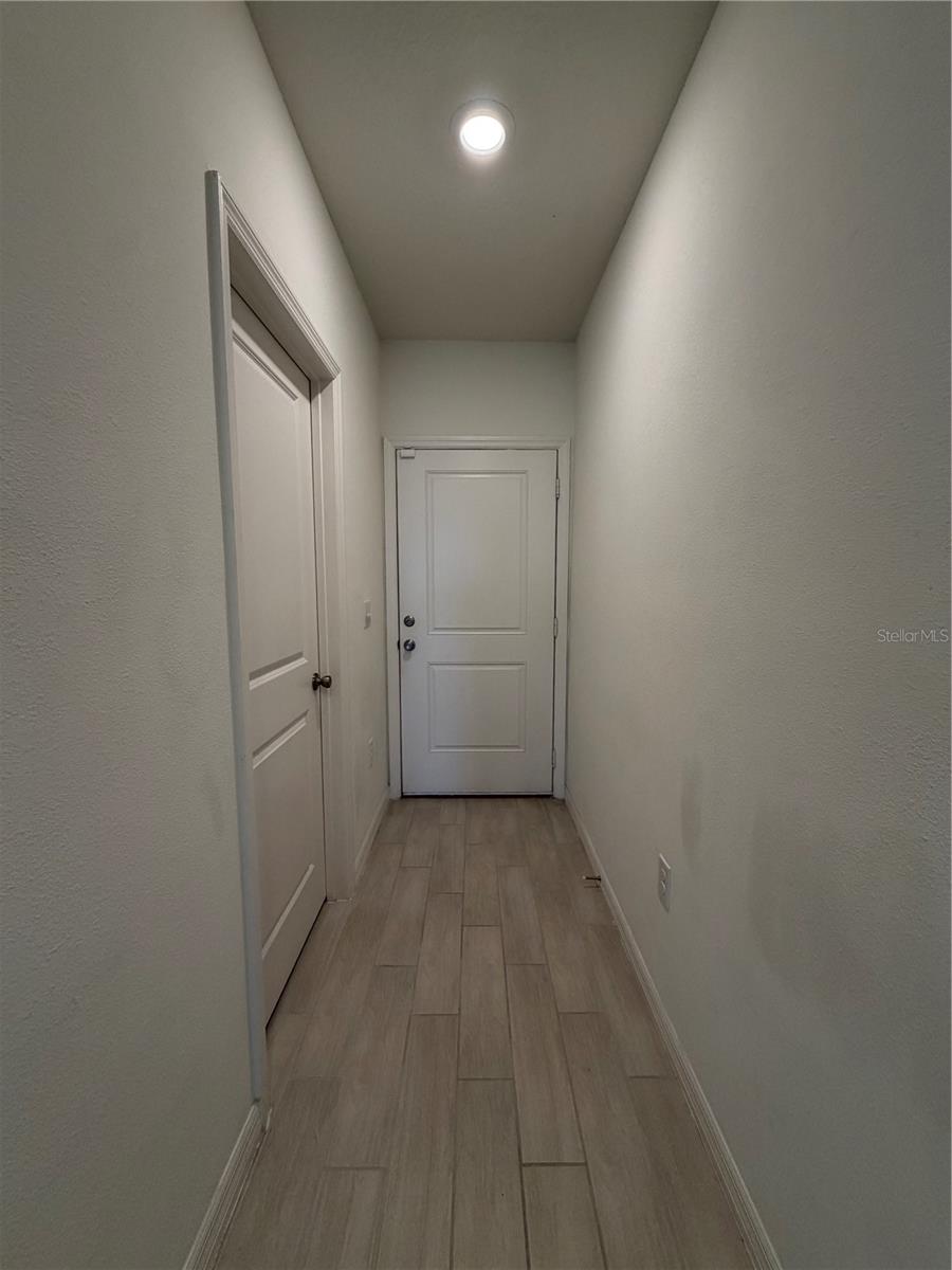 Image 5 of 55 For 1556 Mirabella Circle