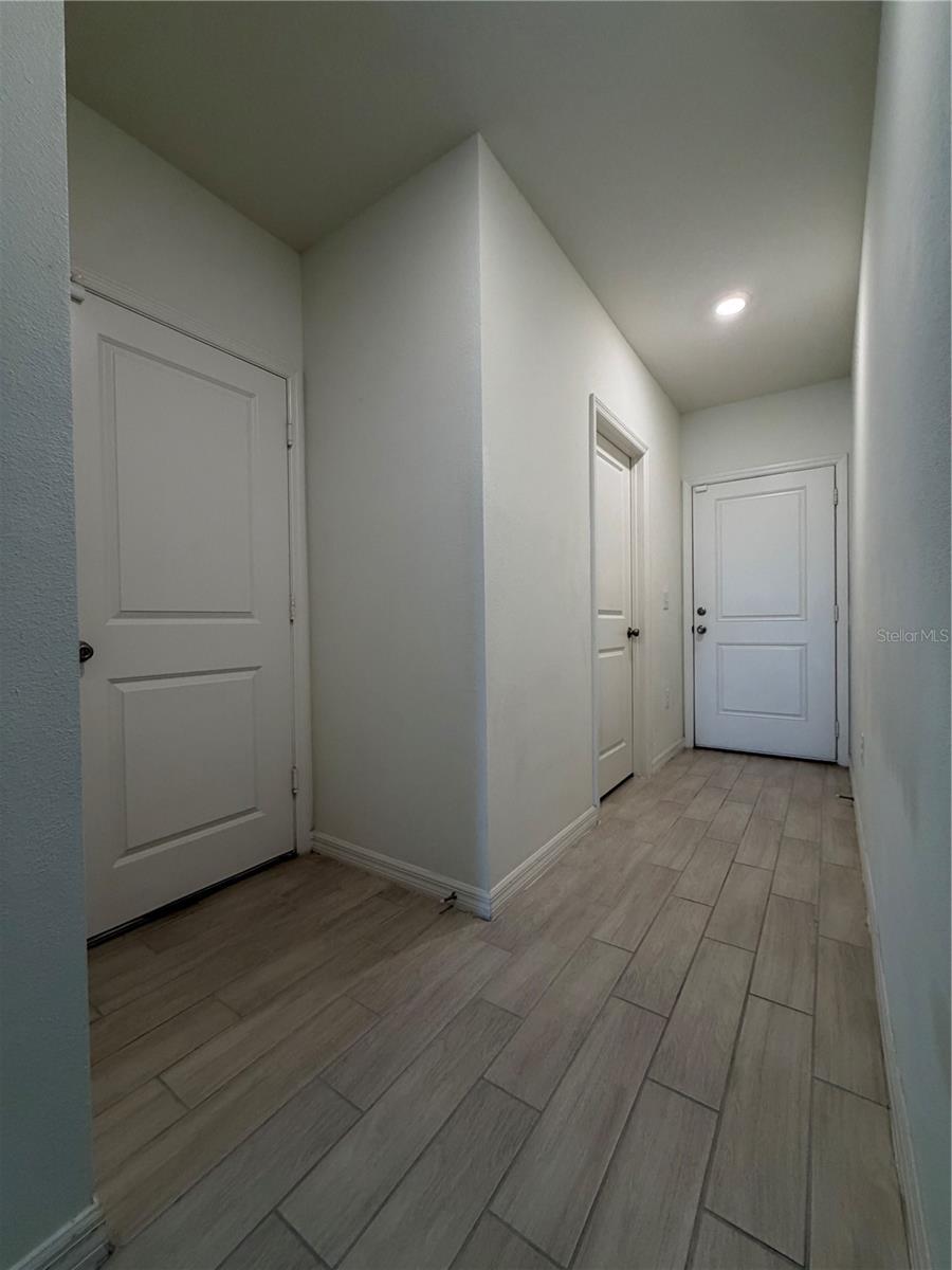 Image 8 of 55 For 1556 Mirabella Circle