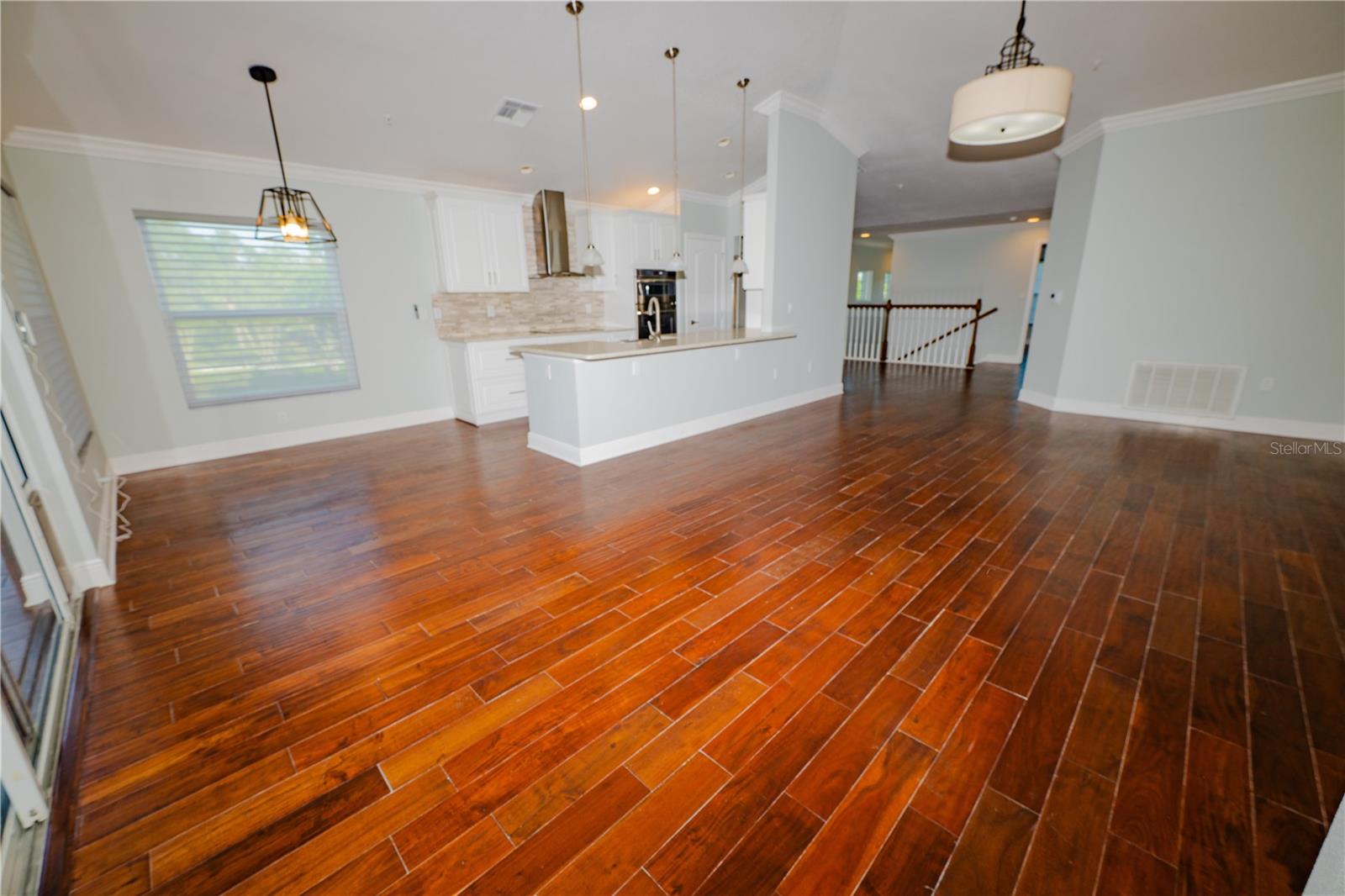 Image 21 of 68 For 8301 Foster Drive