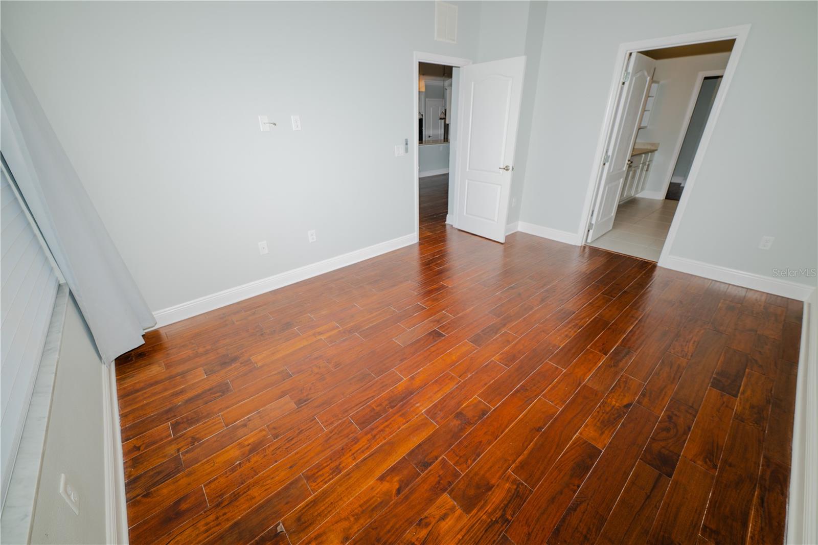 Image 25 of 68 For 8301 Foster Drive