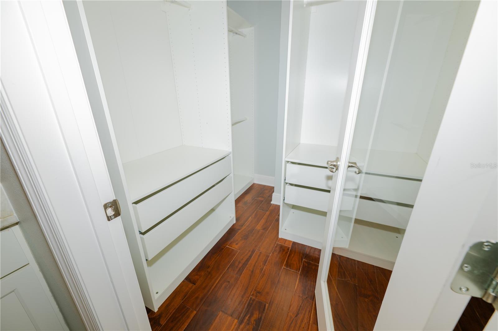 Image 29 of 68 For 8301 Foster Drive