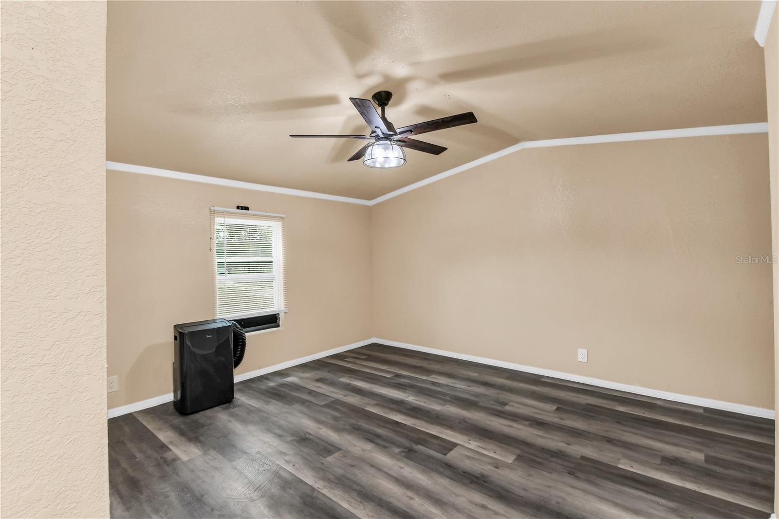 Image 12 of 41 For 7457 Highway 349