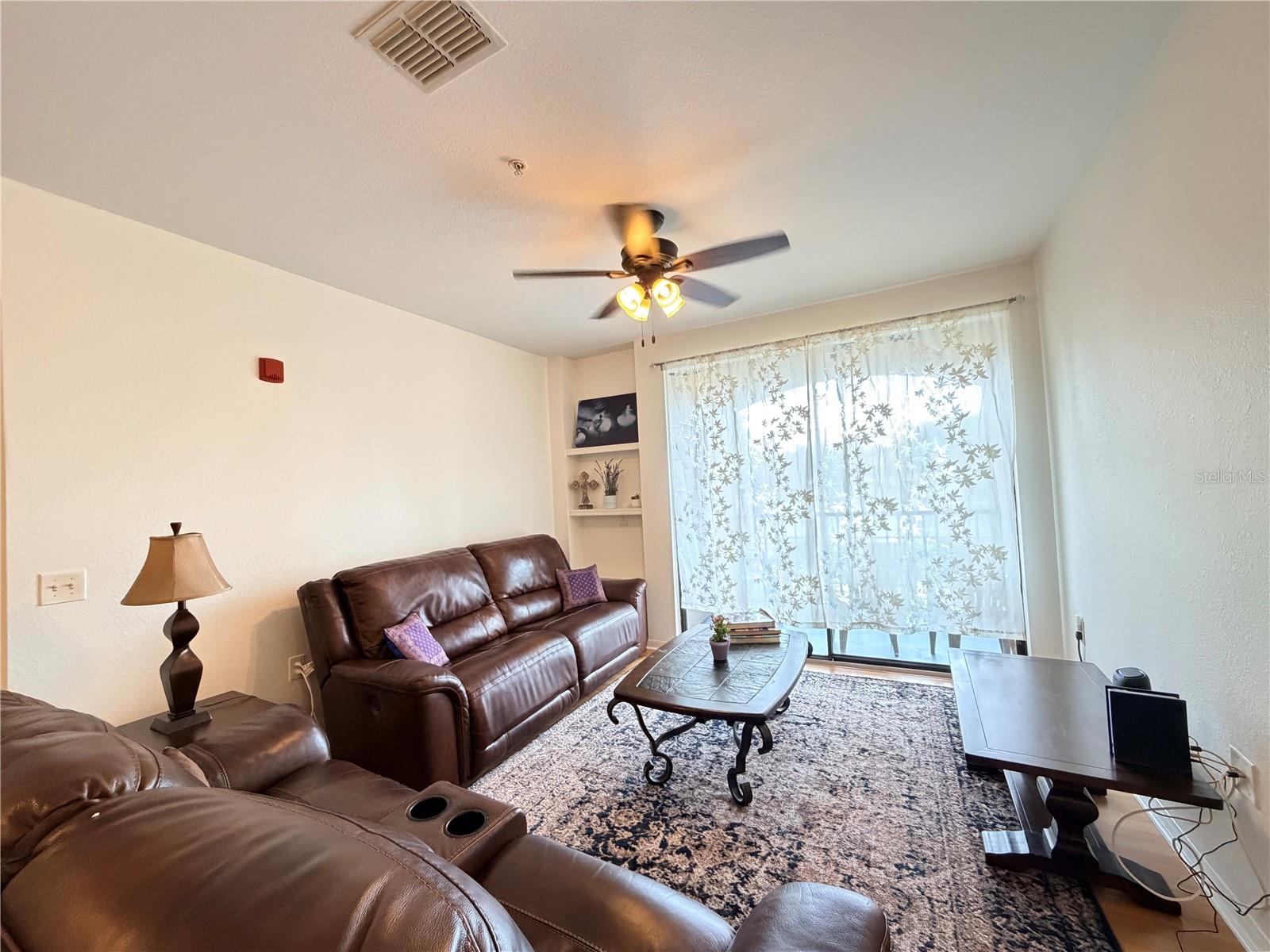 Image 2 of 15 For 6153 Metrowest Boulevard 104