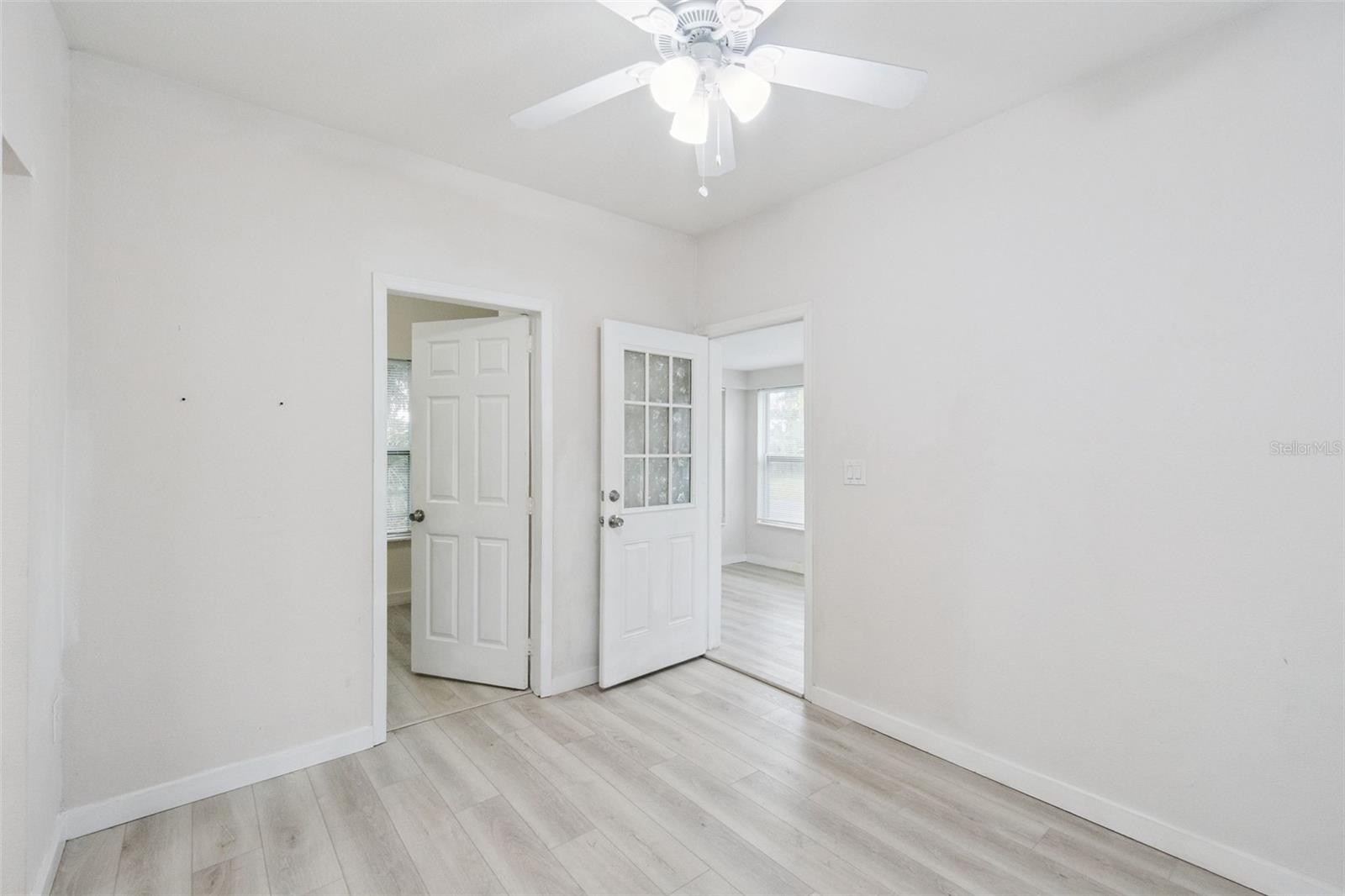 Image 11 of 21 For 1416 6th Street