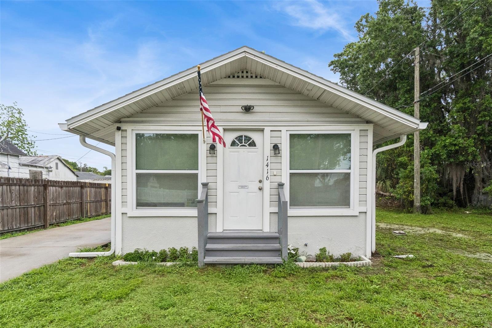 Image 2 of 21 For 1416 6th Street