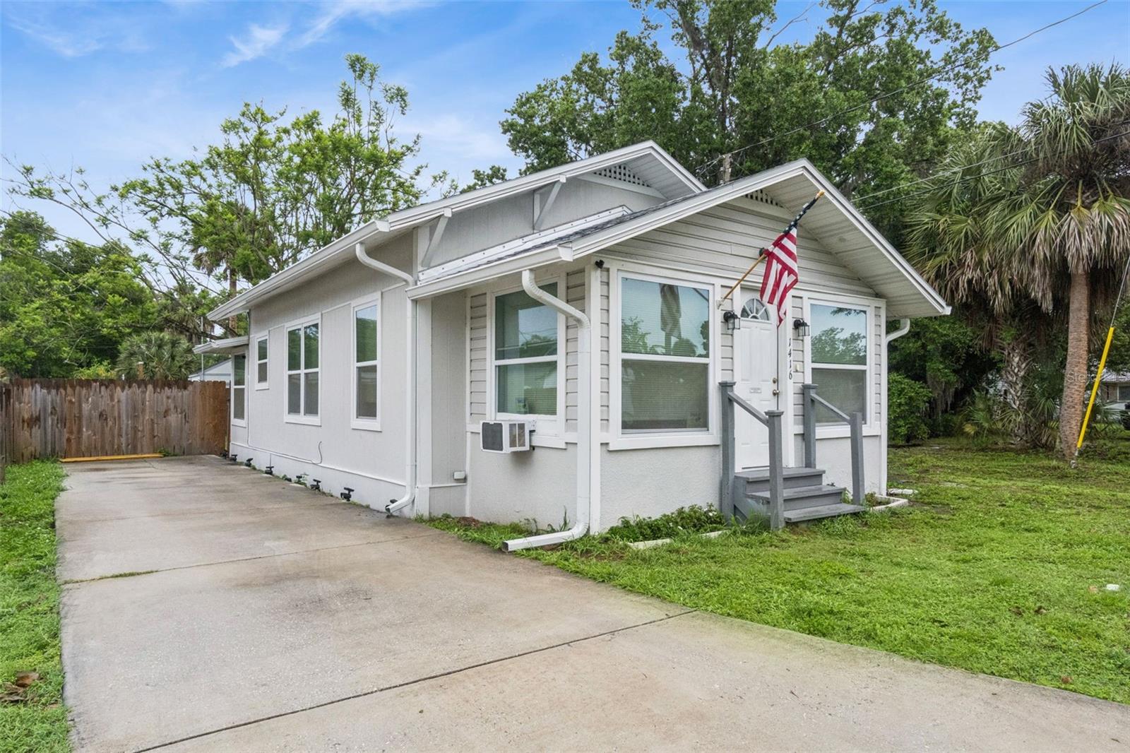 Image 4 of 21 For 1416 6th Street