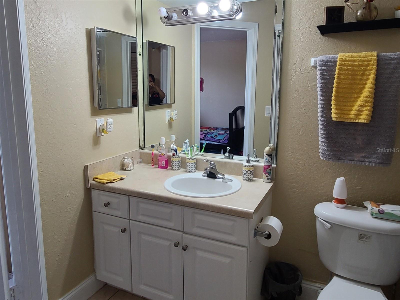 Image 13 of 17 For 4630 Commander Drive 1038