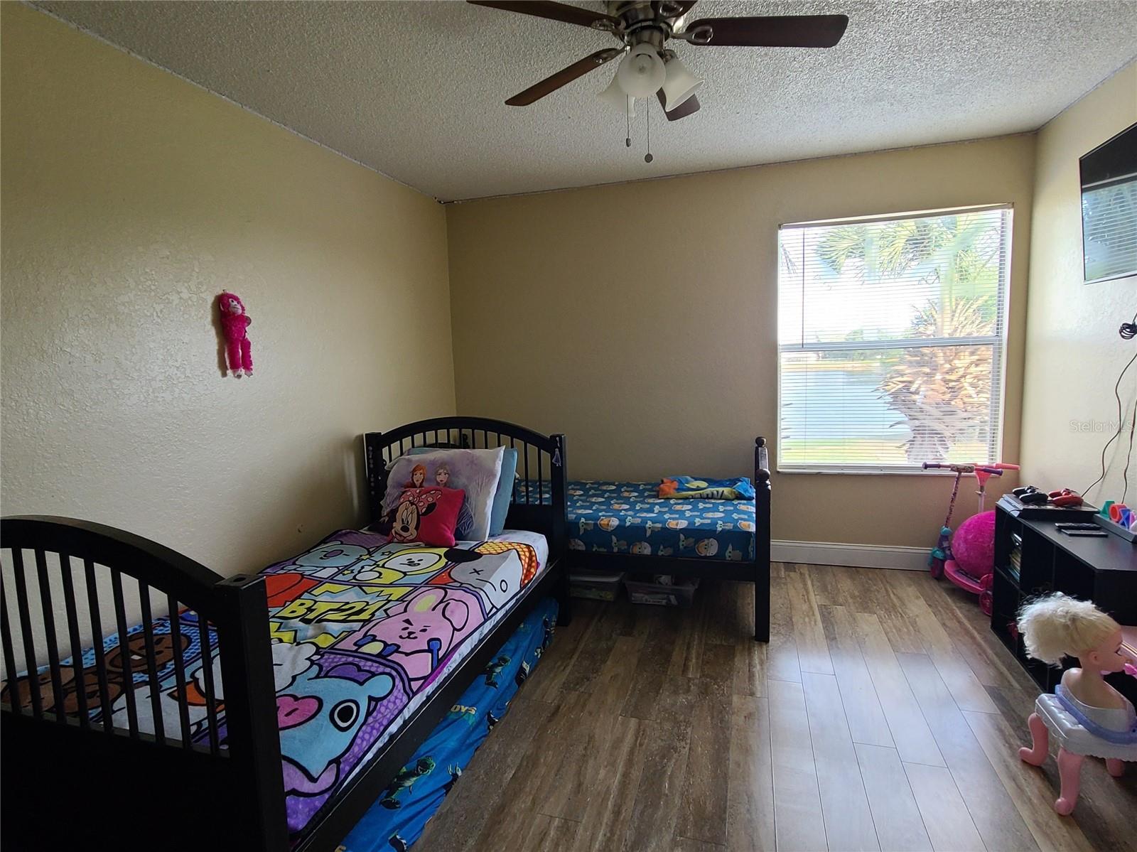 Image 9 of 17 For 4630 Commander Drive 1038