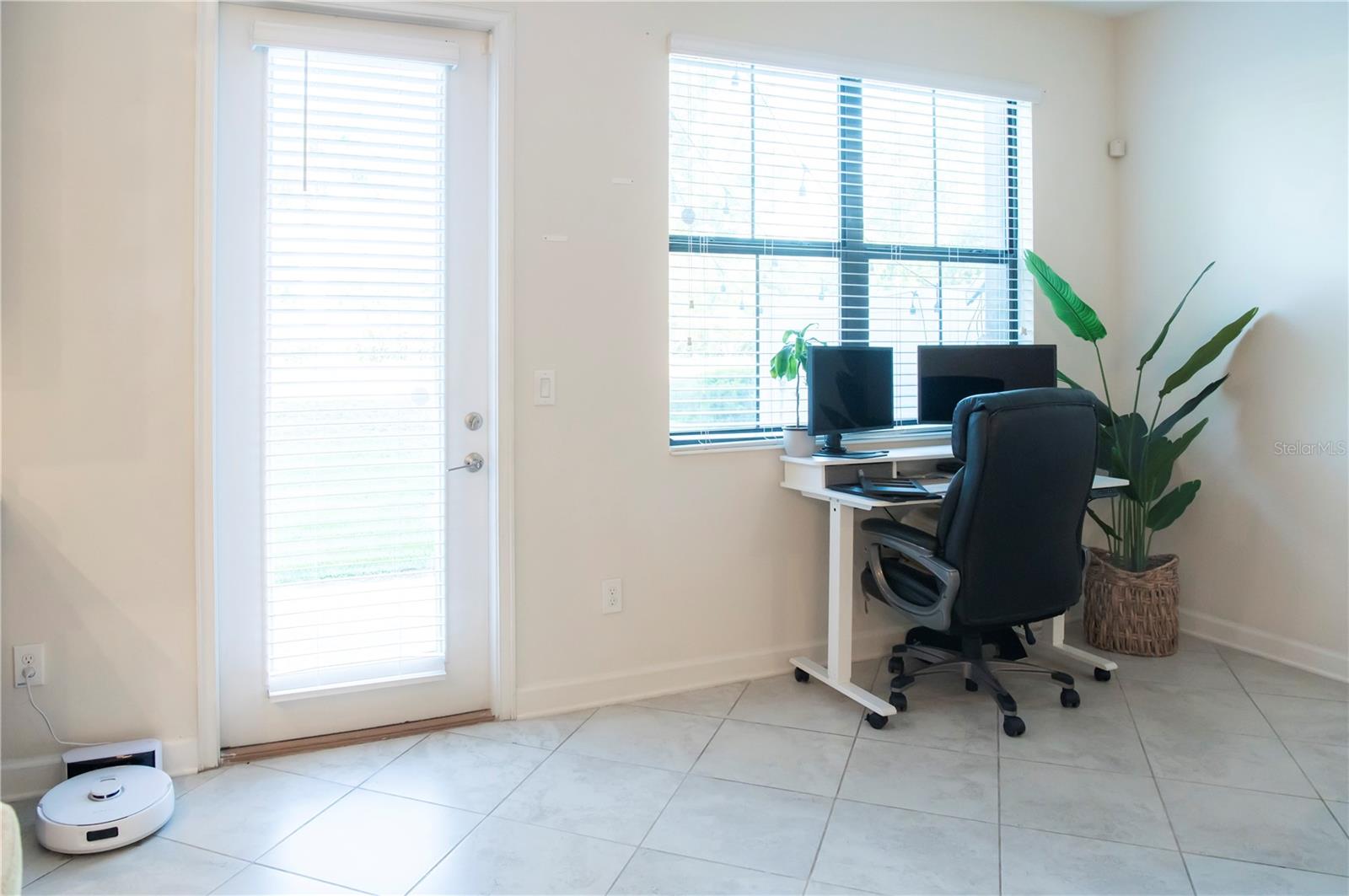 Image 13 of 31 For 11378 Whistling Pine Way