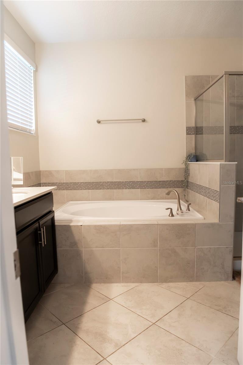 Image 22 of 31 For 11378 Whistling Pine Way