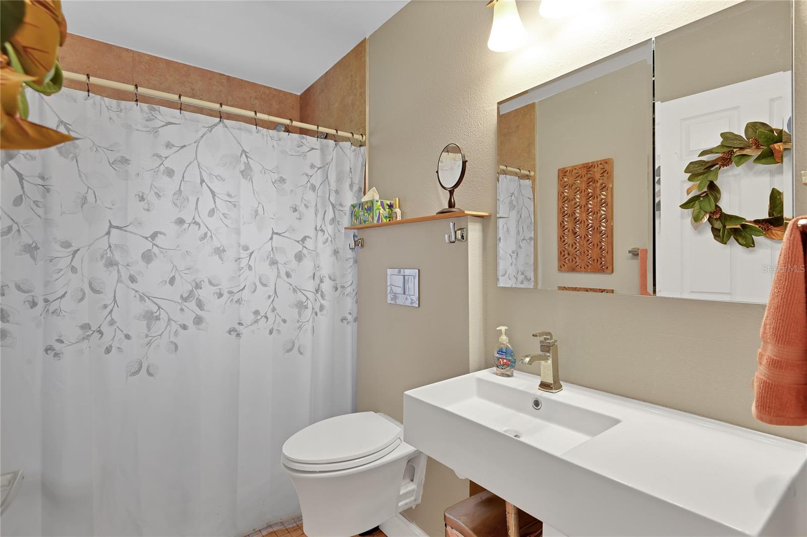 Image 11 of 22 For 431 Michigan Avenue